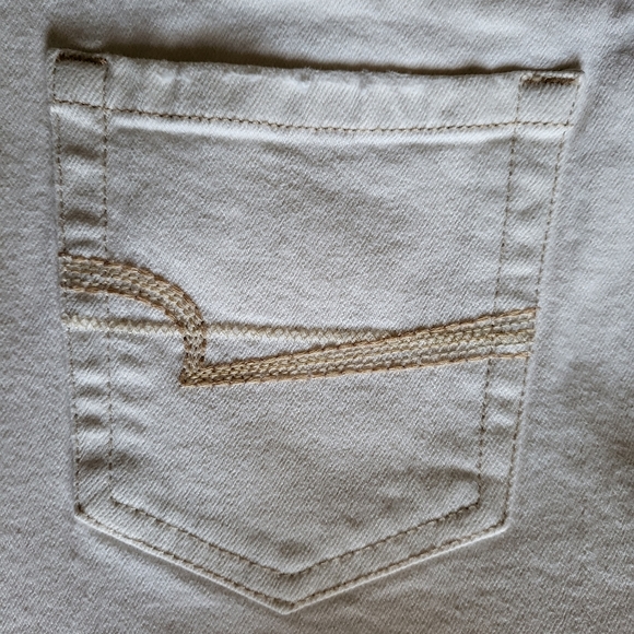 NWOT American Eagle Outfitters Carpenter-White Denim Mini Skirt Size 8 - Picture 6 of 13